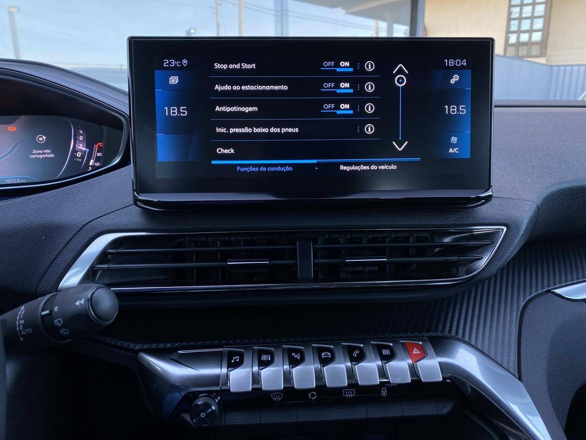 peugeot-5008-2023-diesel-1499cc
