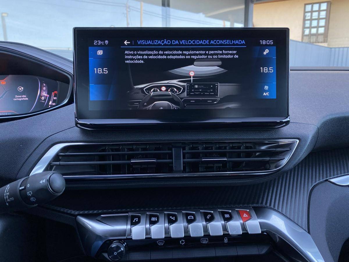 peugeot-5008-2023-diesel-1499cc