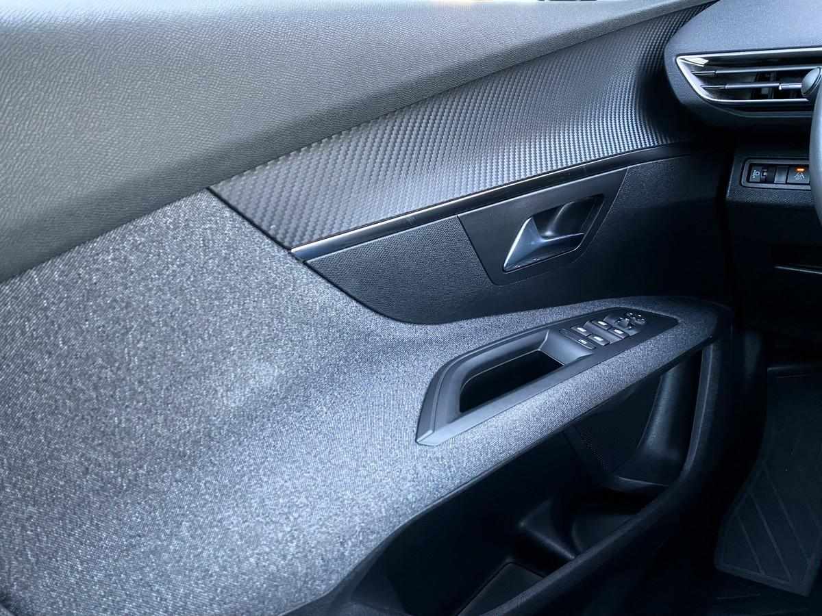 peugeot-5008-2023-diesel-1499cc