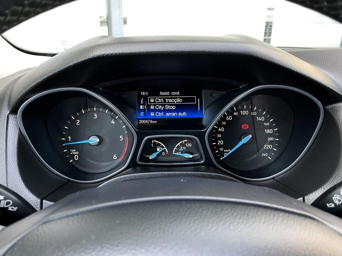 ford-focus-sw-2017-diesel-1499cc