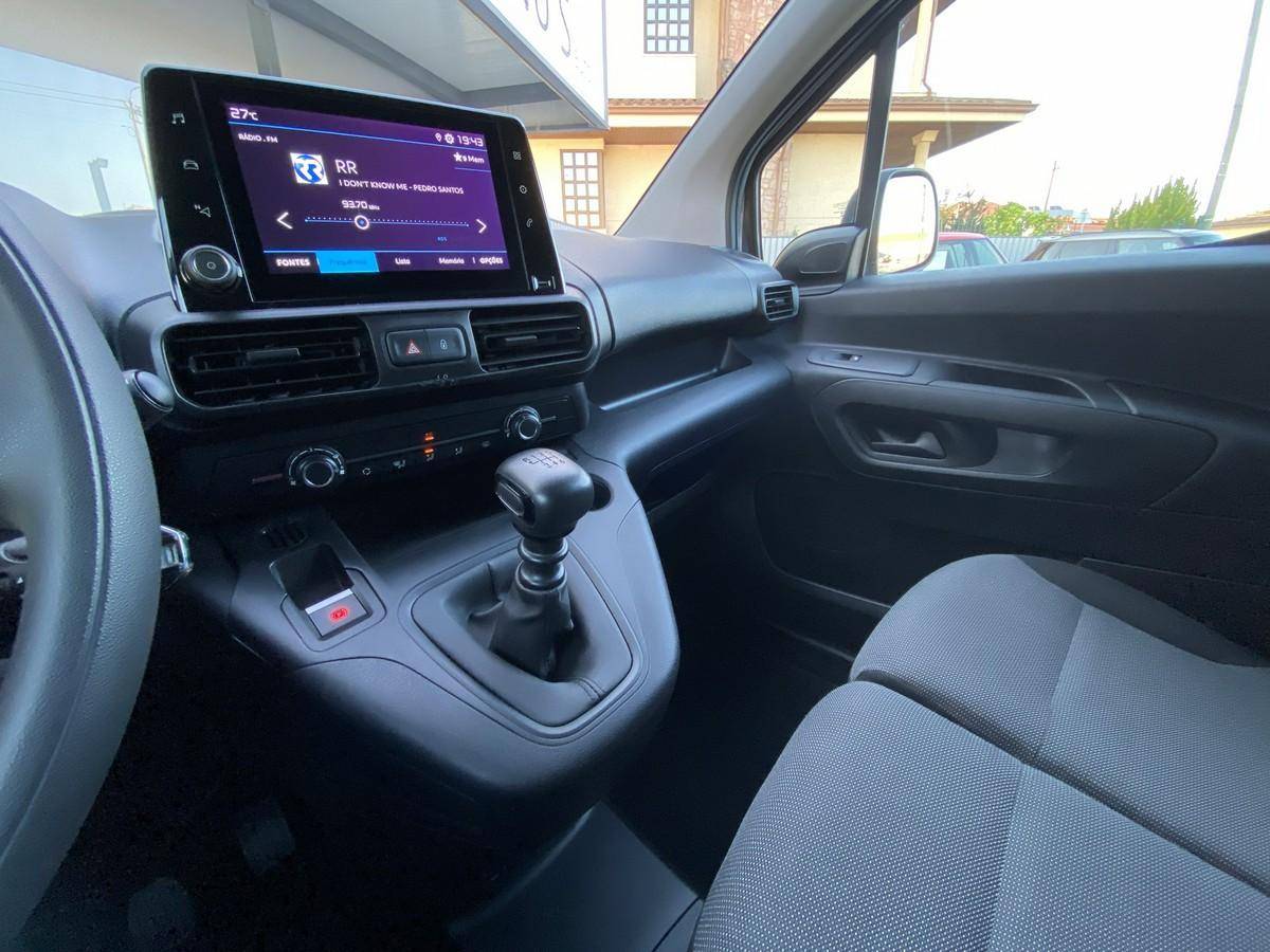 citroen-berlingo-2023-diesel-1499cc