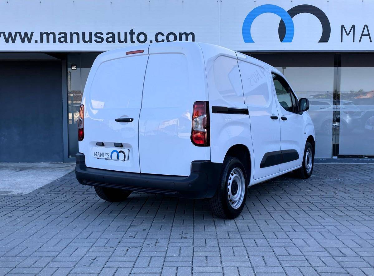 citroen-berlingo-2023-diesel-1499cc