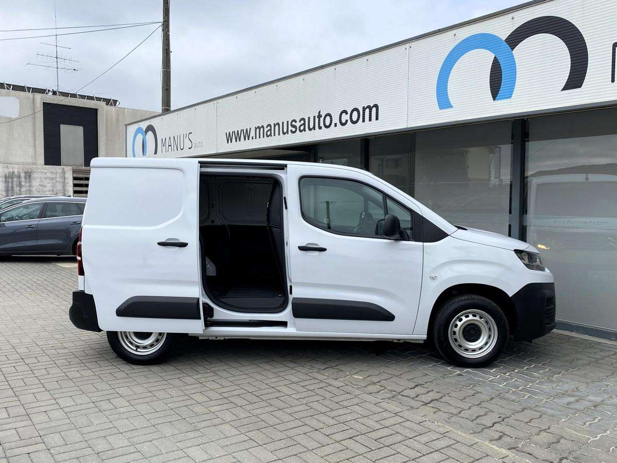 citroen-berlingo-2023-diesel-1499cc