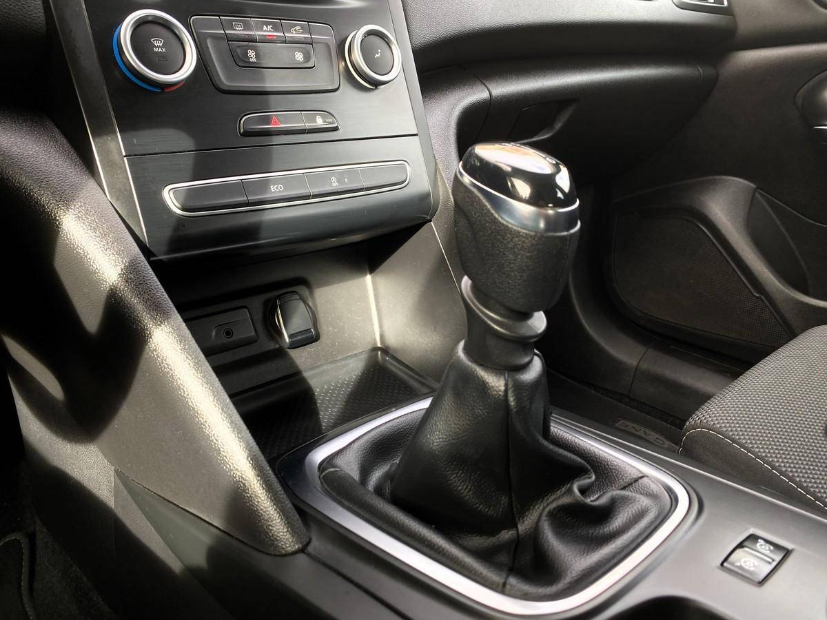 renault-megane-sport-tourer-2020-diesel-1461cc
