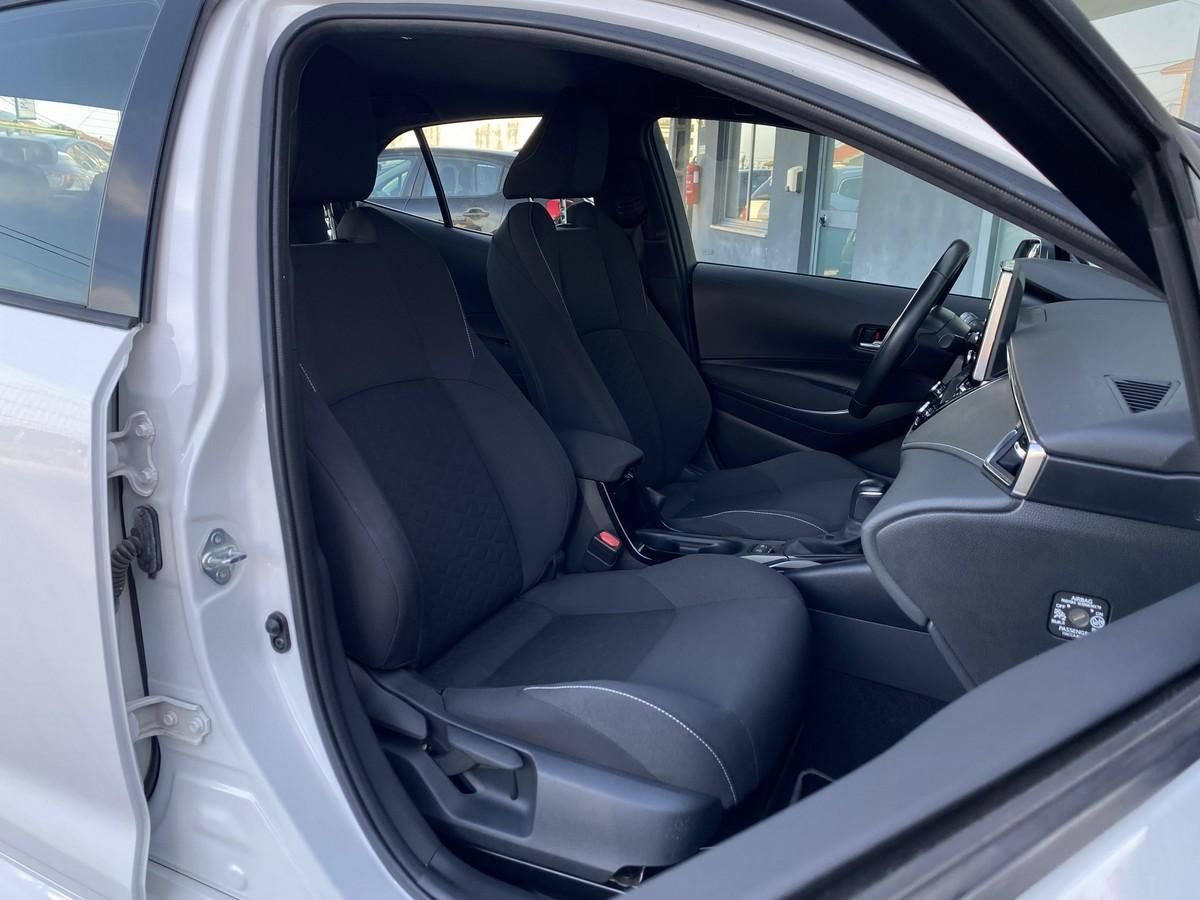 toyota-corolla-2021-hibrido-a-gasolina-1798cc