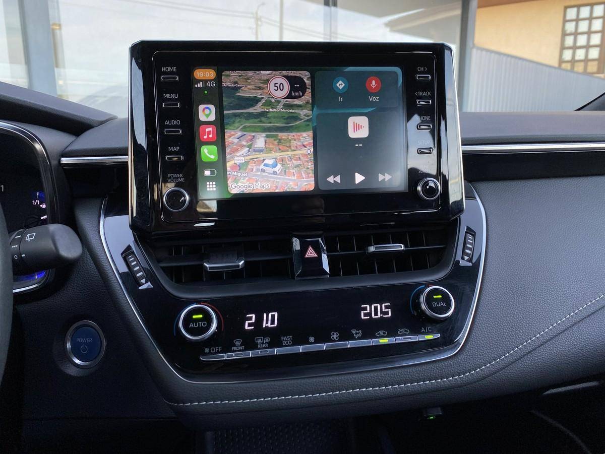 toyota-corolla-2021-hibrido-a-gasolina-1798cc
