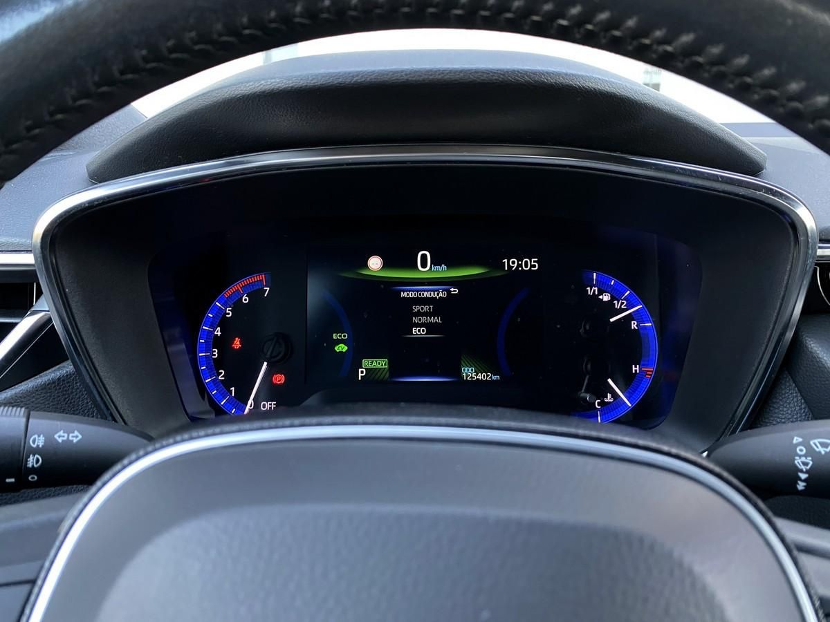 toyota-corolla-2021-hibrido-a-gasolina-1798cc