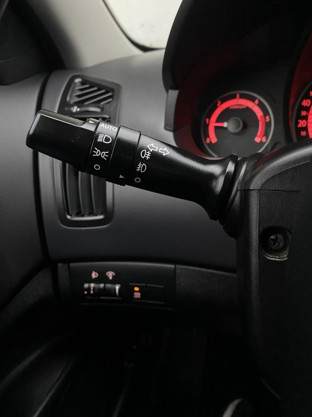 kia-ceed-sw-2010-diesel-1582cc