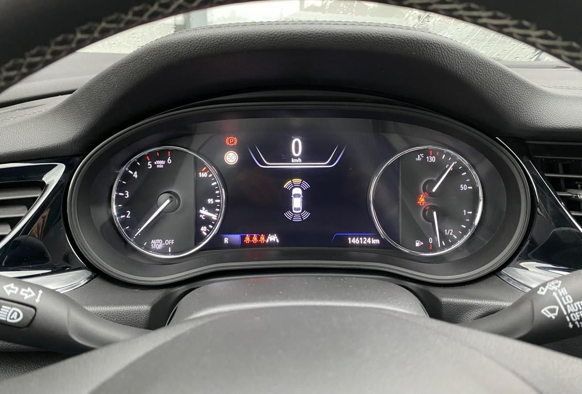 opel-insignia-sports-tourer-2020-diesel-1496cc