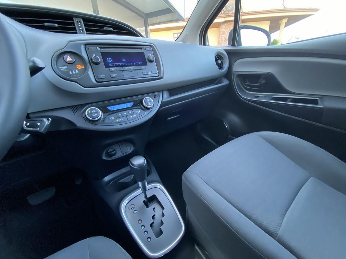 toyota-yaris-2020-hibrido-a-gasolina-1497cc