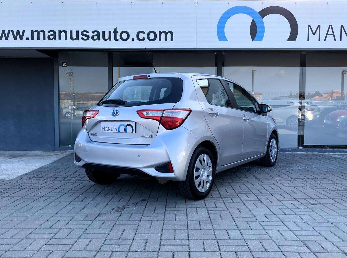 toyota-yaris-2020-hibrido-a-gasolina-1497cc