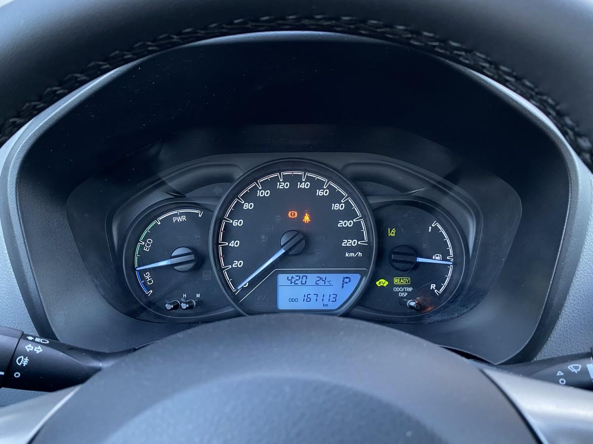 toyota-yaris-2020-hibrido-a-gasolina-1497cc