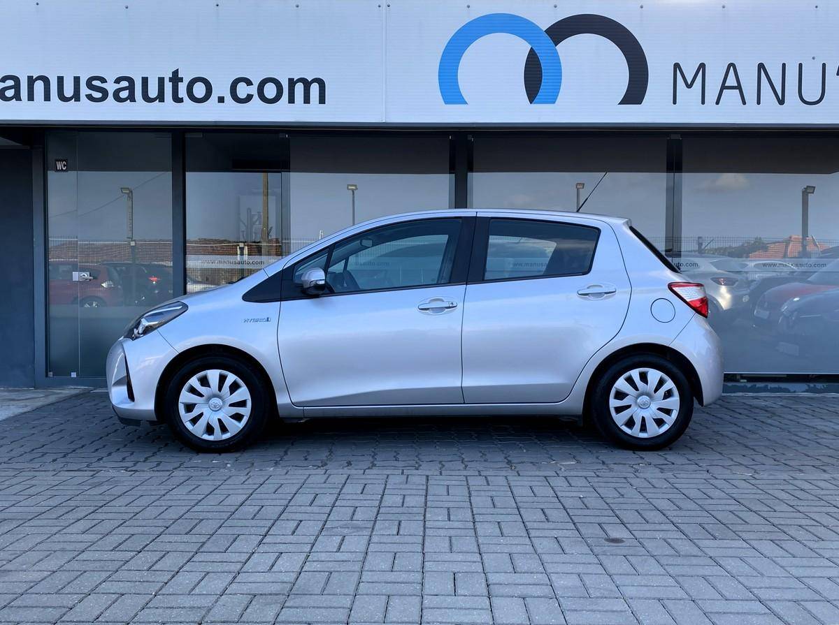 toyota-yaris-2020-hibrido-a-gasolina-1497cc