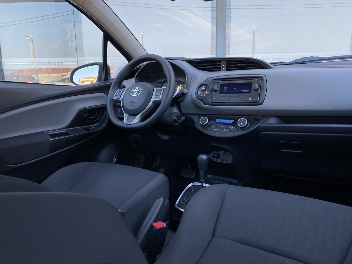 toyota-yaris-2020-hibrido-a-gasolina-1497cc