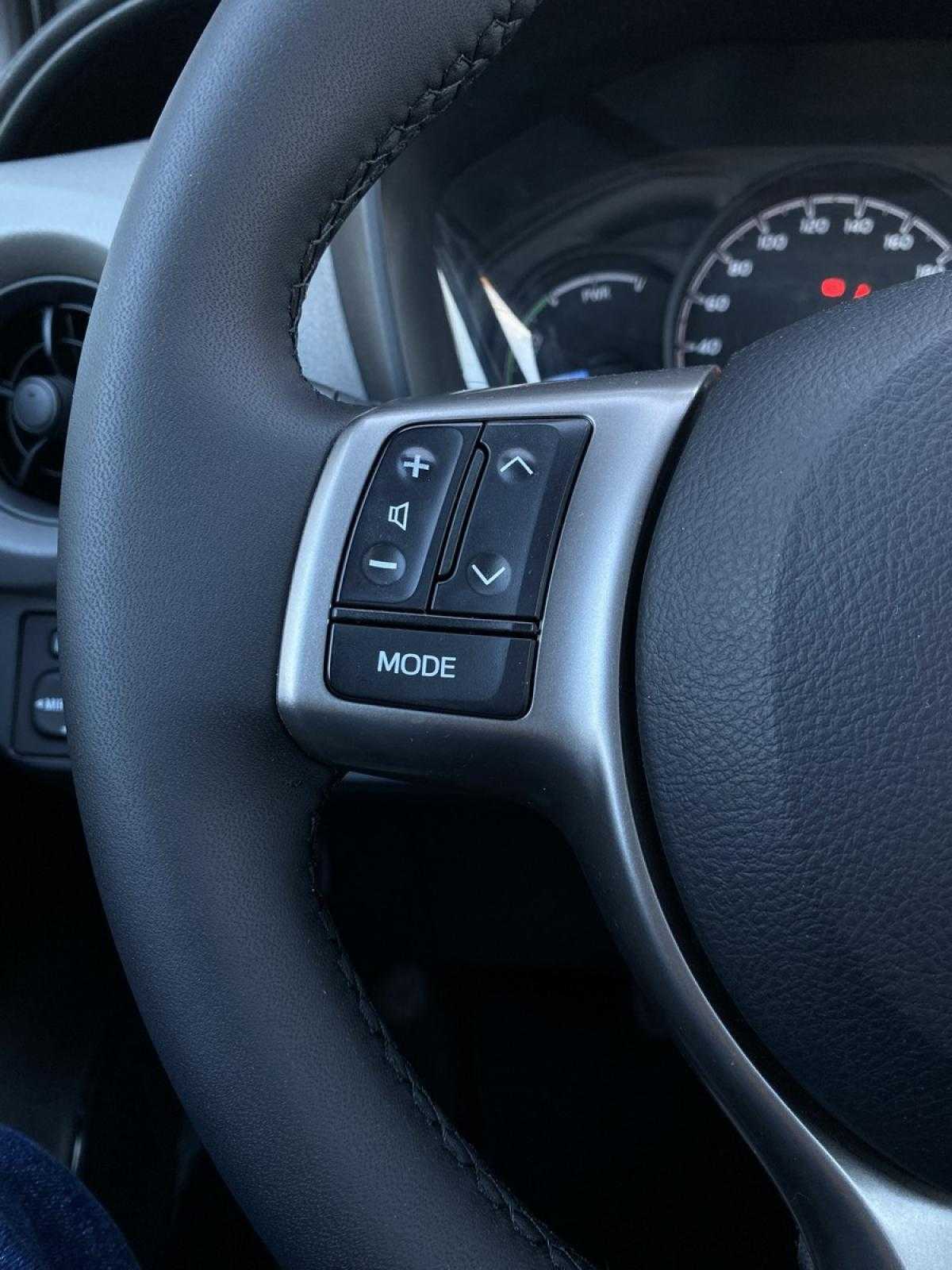 toyota-yaris-2020-hibrido-a-gasolina-1497cc