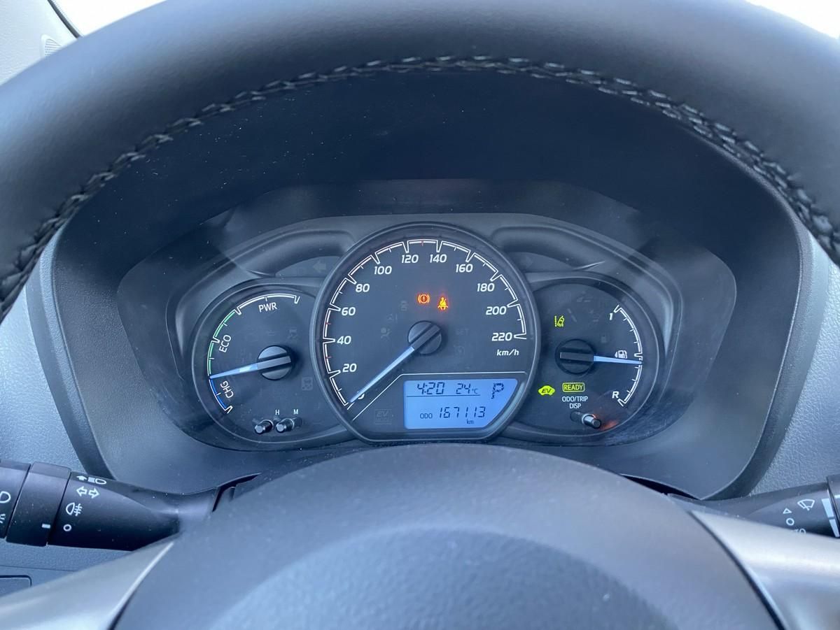 toyota-yaris-2020-hibrido-a-gasolina-1497cc