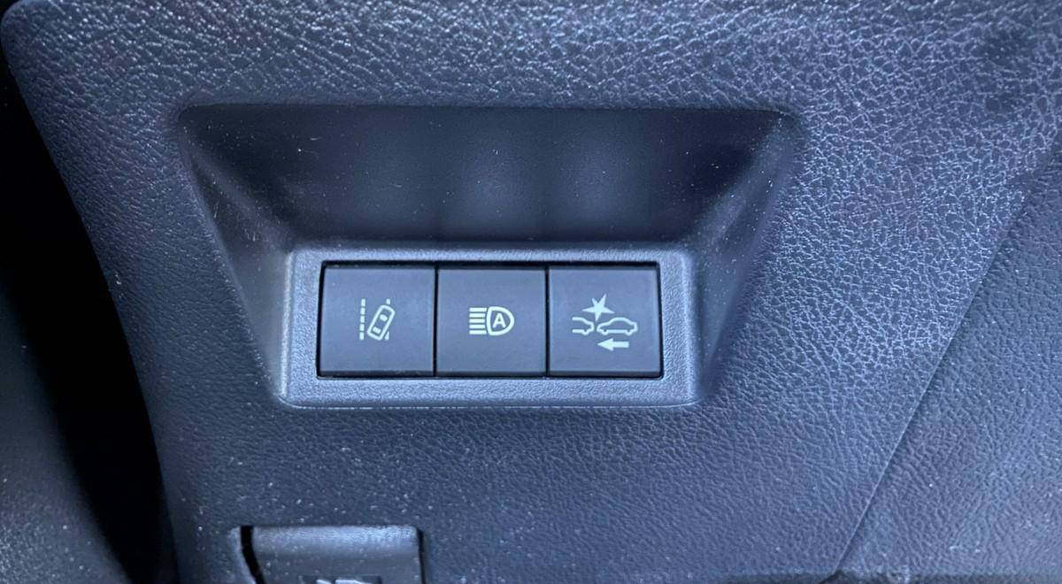 toyota-yaris-2020-hibrido-a-gasolina-1497cc