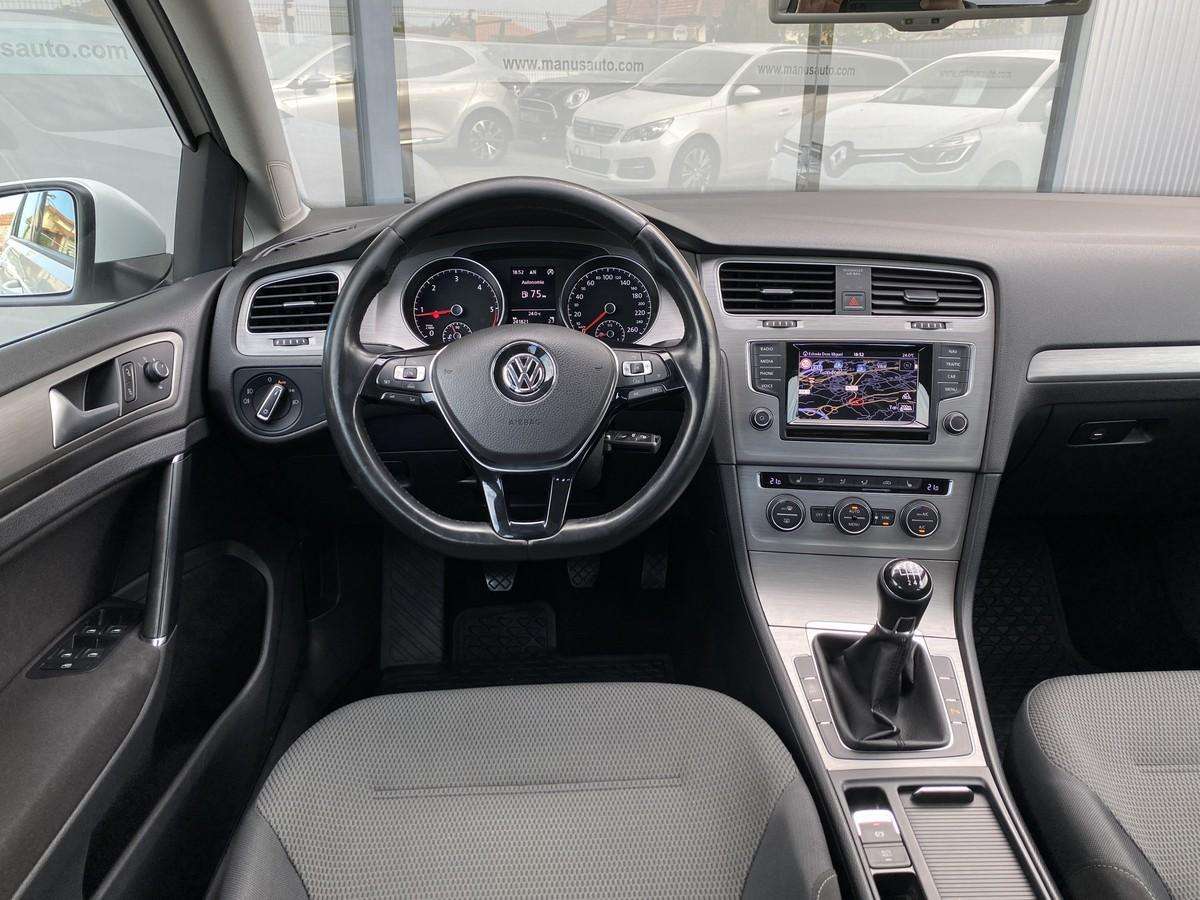 volkswagen-golf-variant-2015-diesel-1598cc