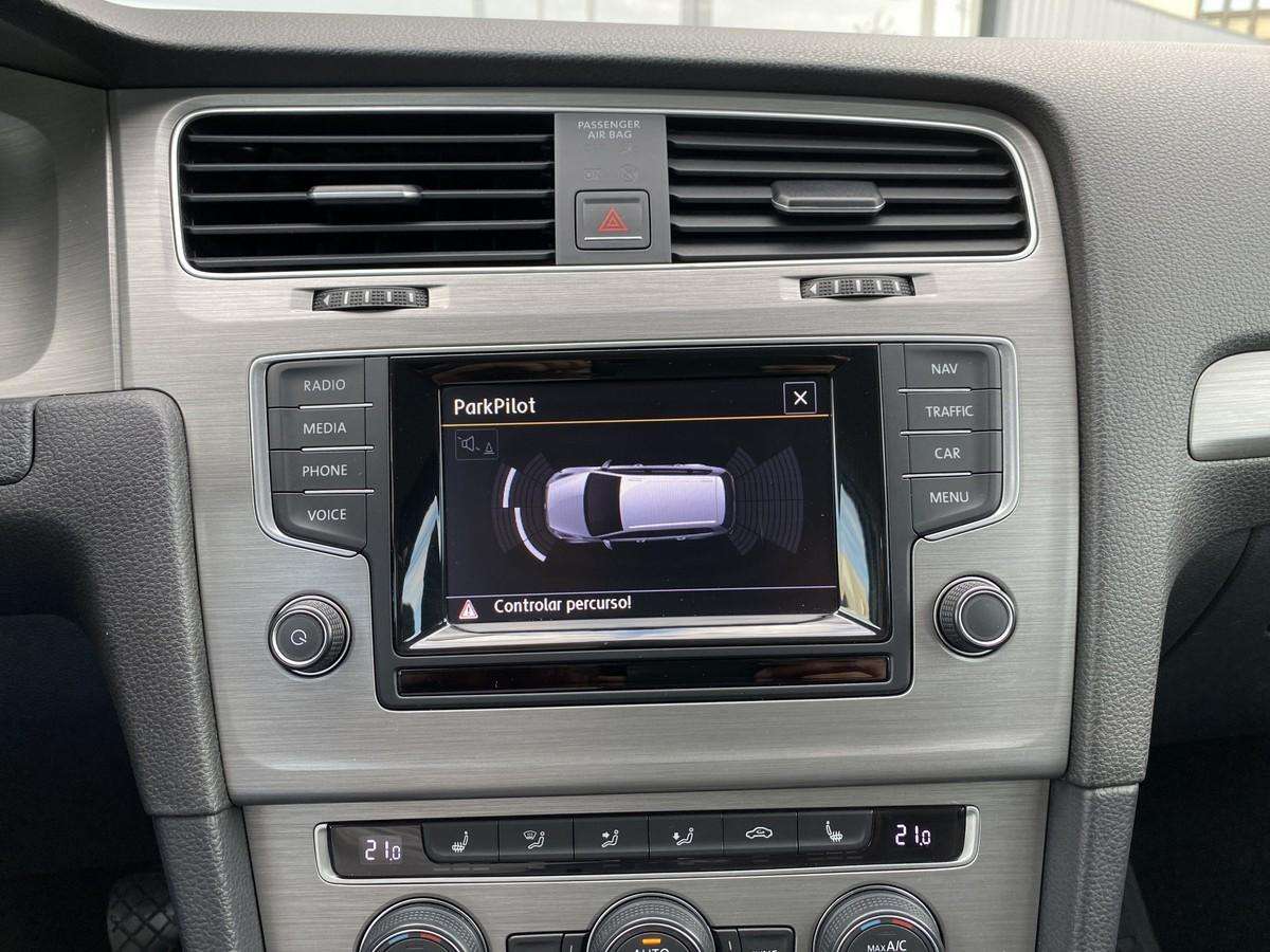 volkswagen-golf-variant-2015-diesel-1598cc