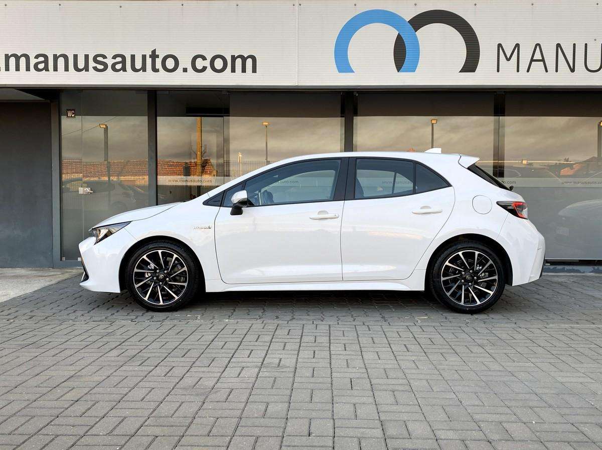 toyota-corolla-2021-hibrido-a-gasolina-1798cc