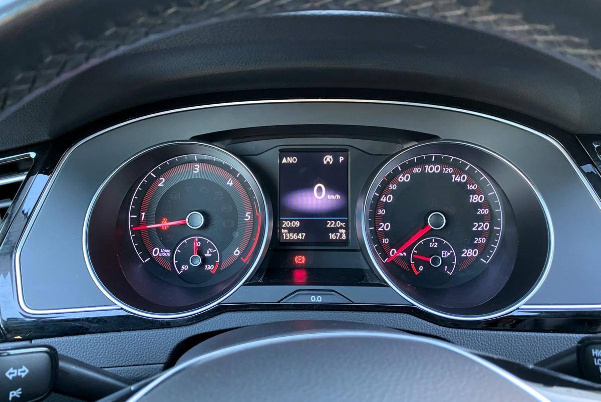 volkswagen-arteon-2019-diesel-1968cc