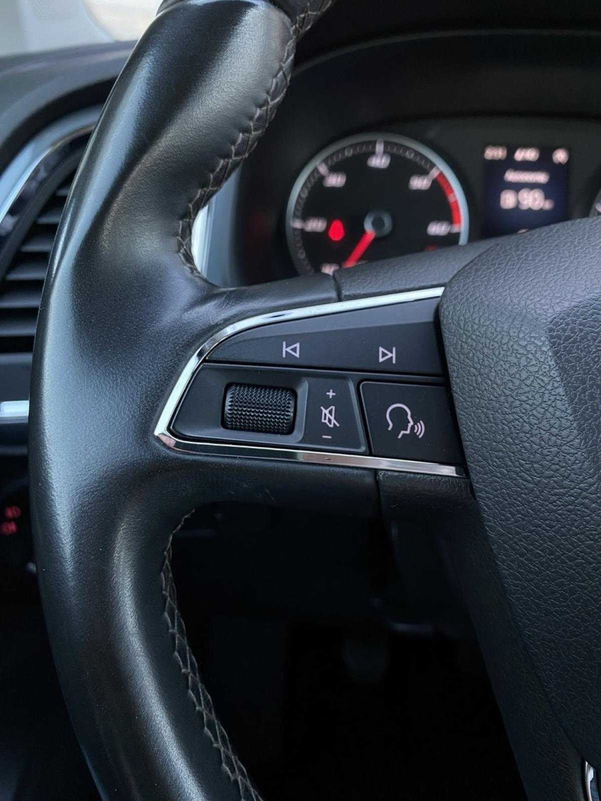 seat-ateca-2019-diesel-1598cc