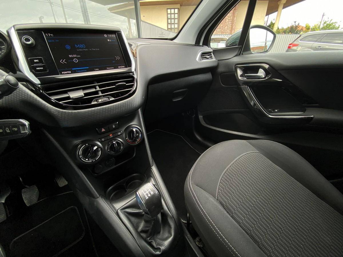 peugeot-208-2017-diesel-1560cc