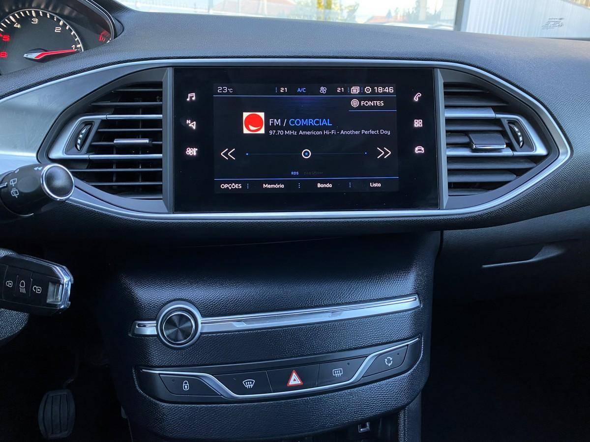 peugeot-308-sw-2021-diesel-1499cc
