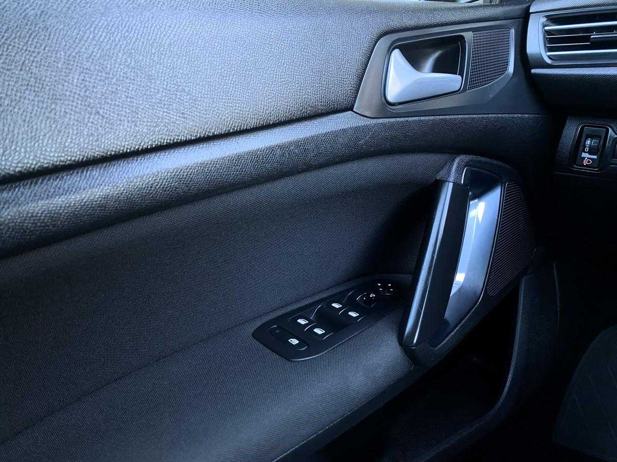 peugeot-308-sw-2021-diesel-1499cc