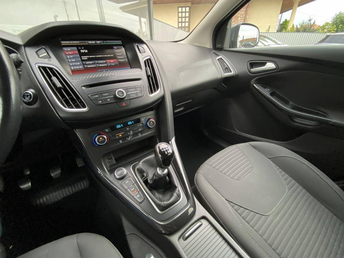 ford-focus-sw-2016-gasolina-998cc