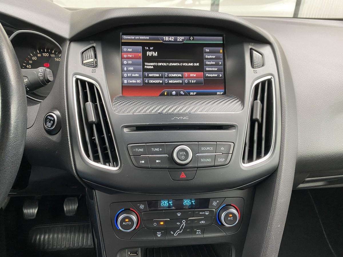 ford-focus-sw-2016-gasolina-998cc