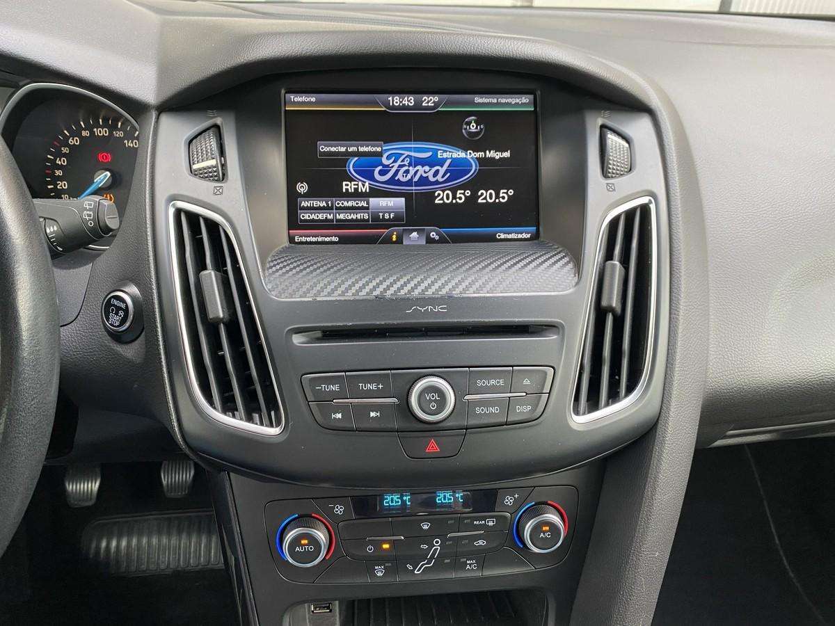 ford-focus-sw-2016-gasolina-998cc