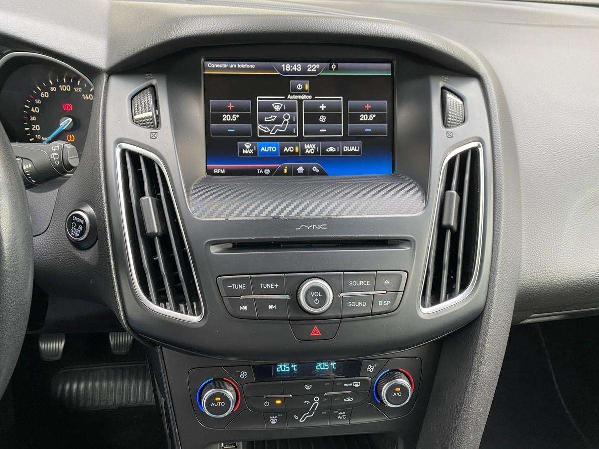 ford-focus-sw-2016-gasolina-998cc