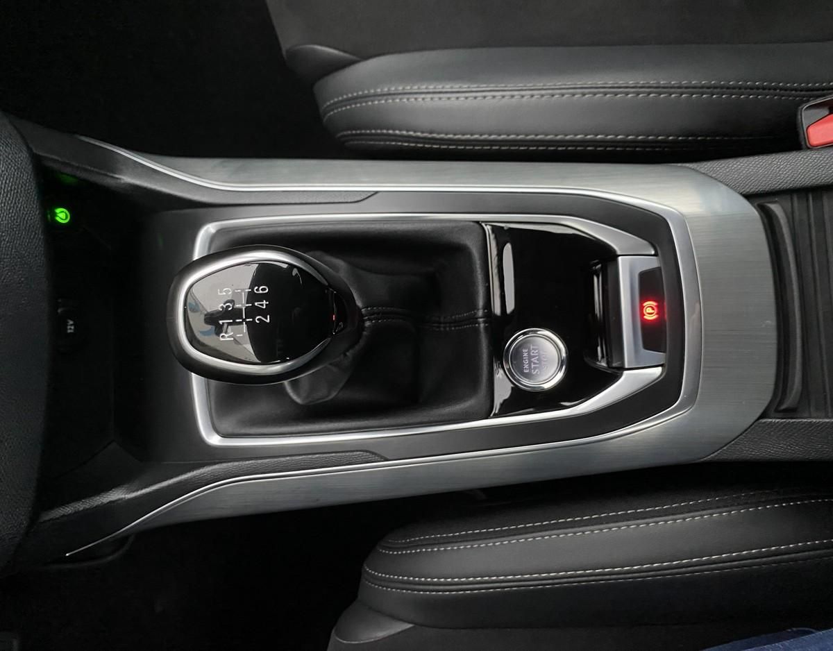 peugeot-308-sw-2021-diesel-1499cc