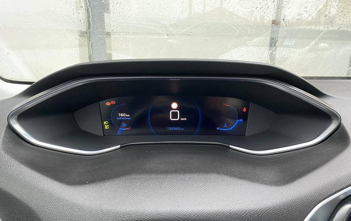 peugeot-308-sw-2021-diesel-1499cc