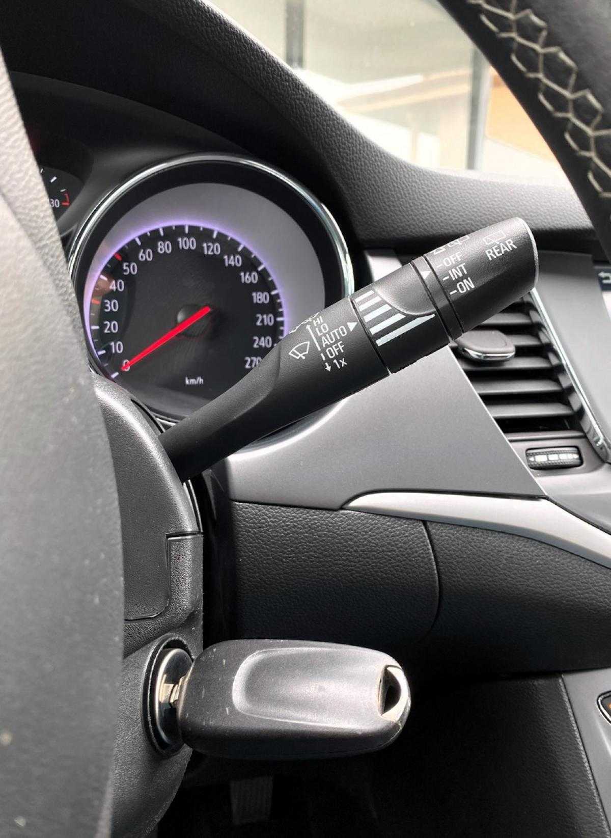 opel-astra-sport-tourer-2019-diesel-1598cc