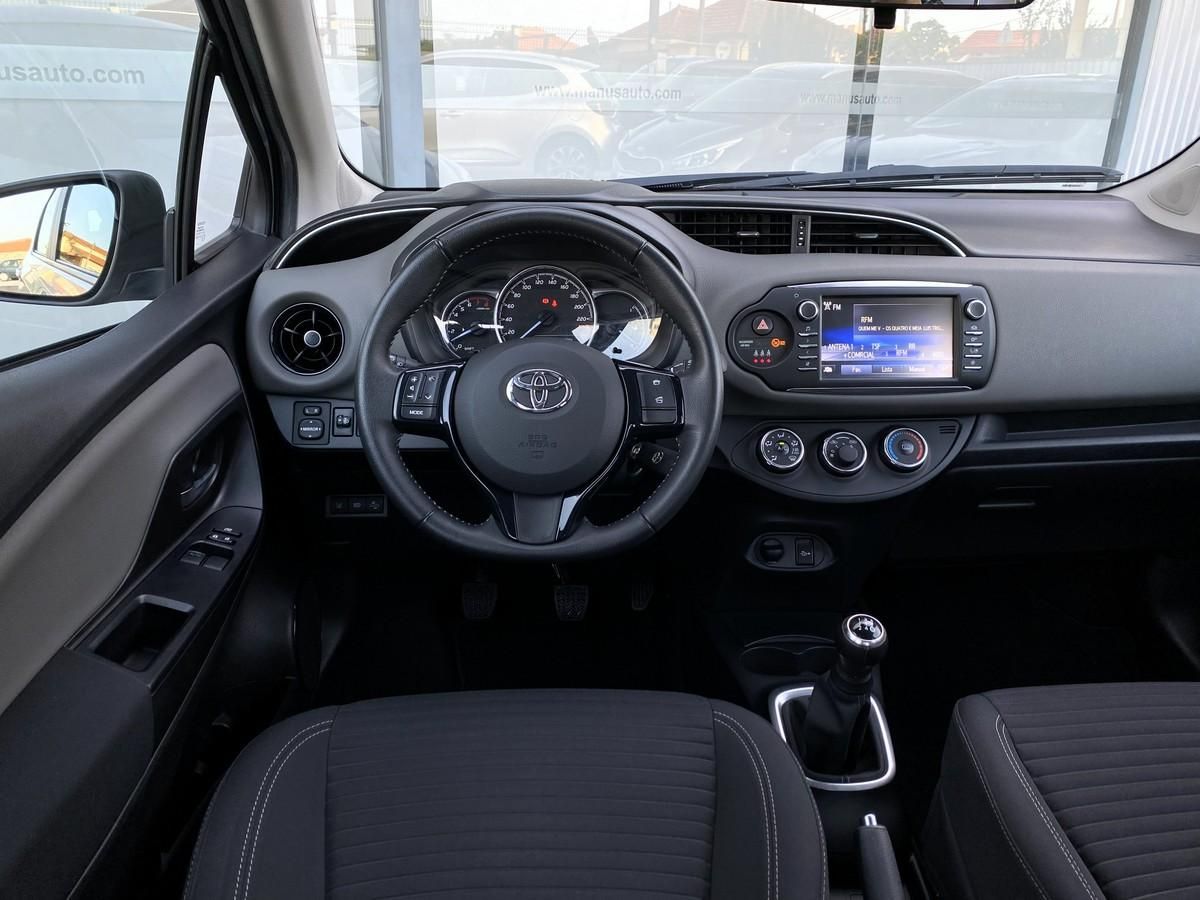 toyota-yaris-2020-gasolina-998cc