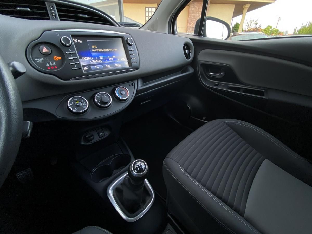 toyota-yaris-2020-gasolina-998cc