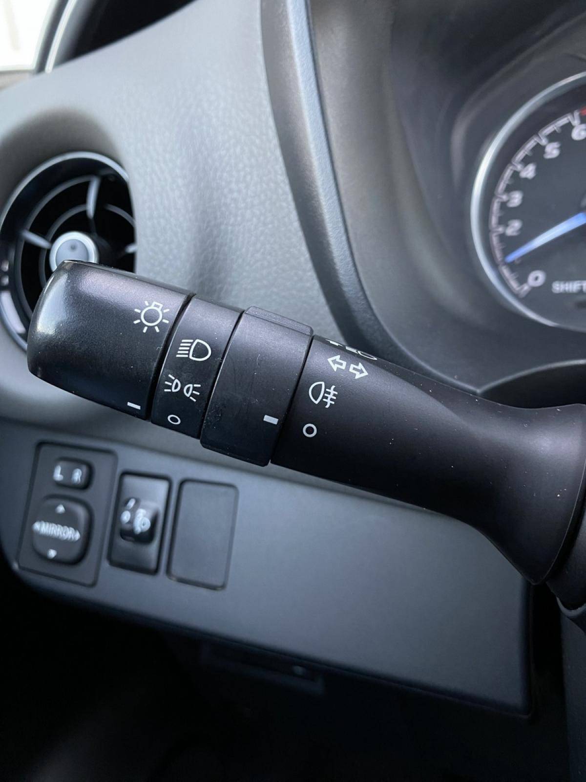 toyota-yaris-2020-gasolina-998cc