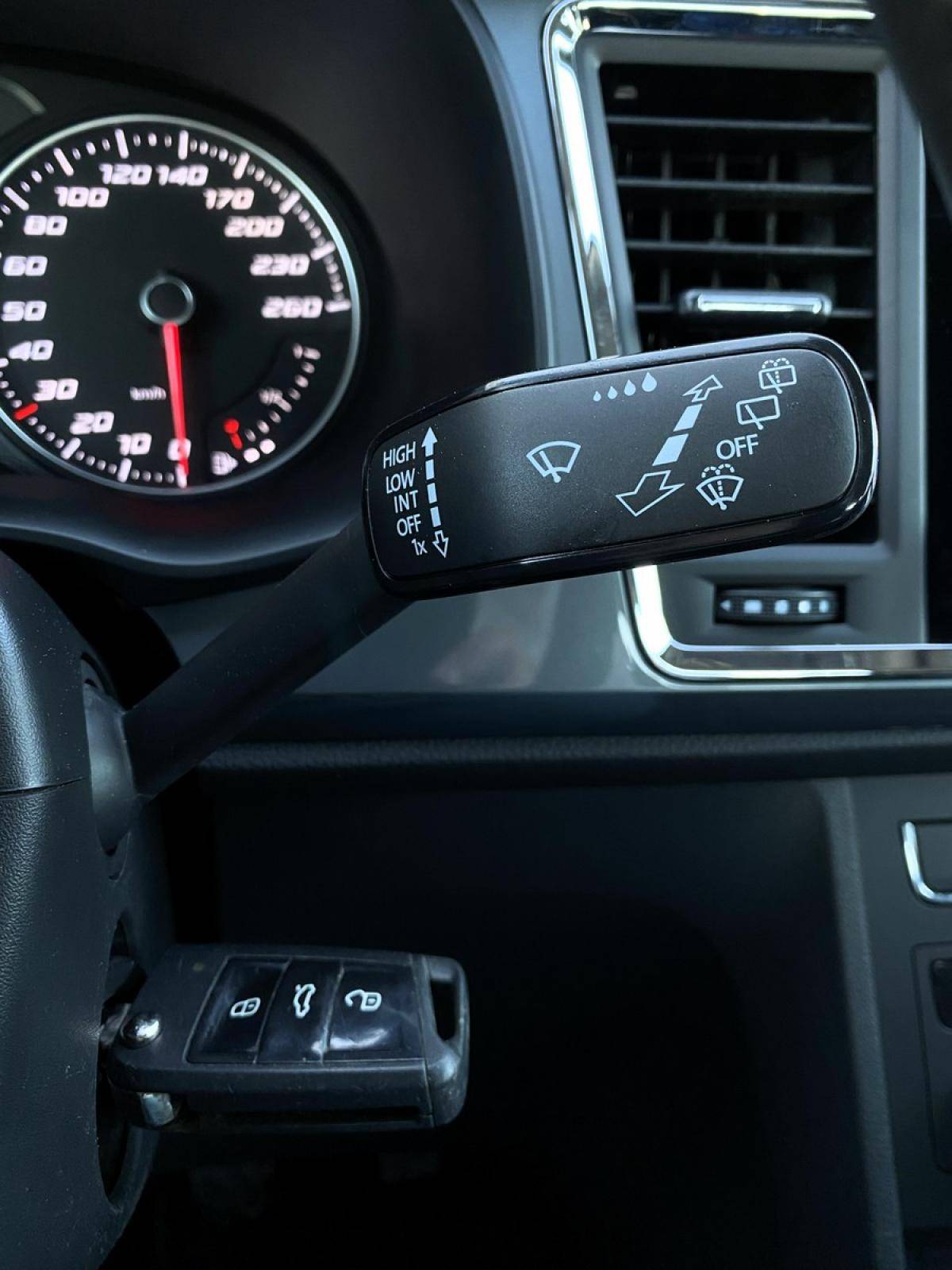 seat-ateca-2019-diesel-1598cc