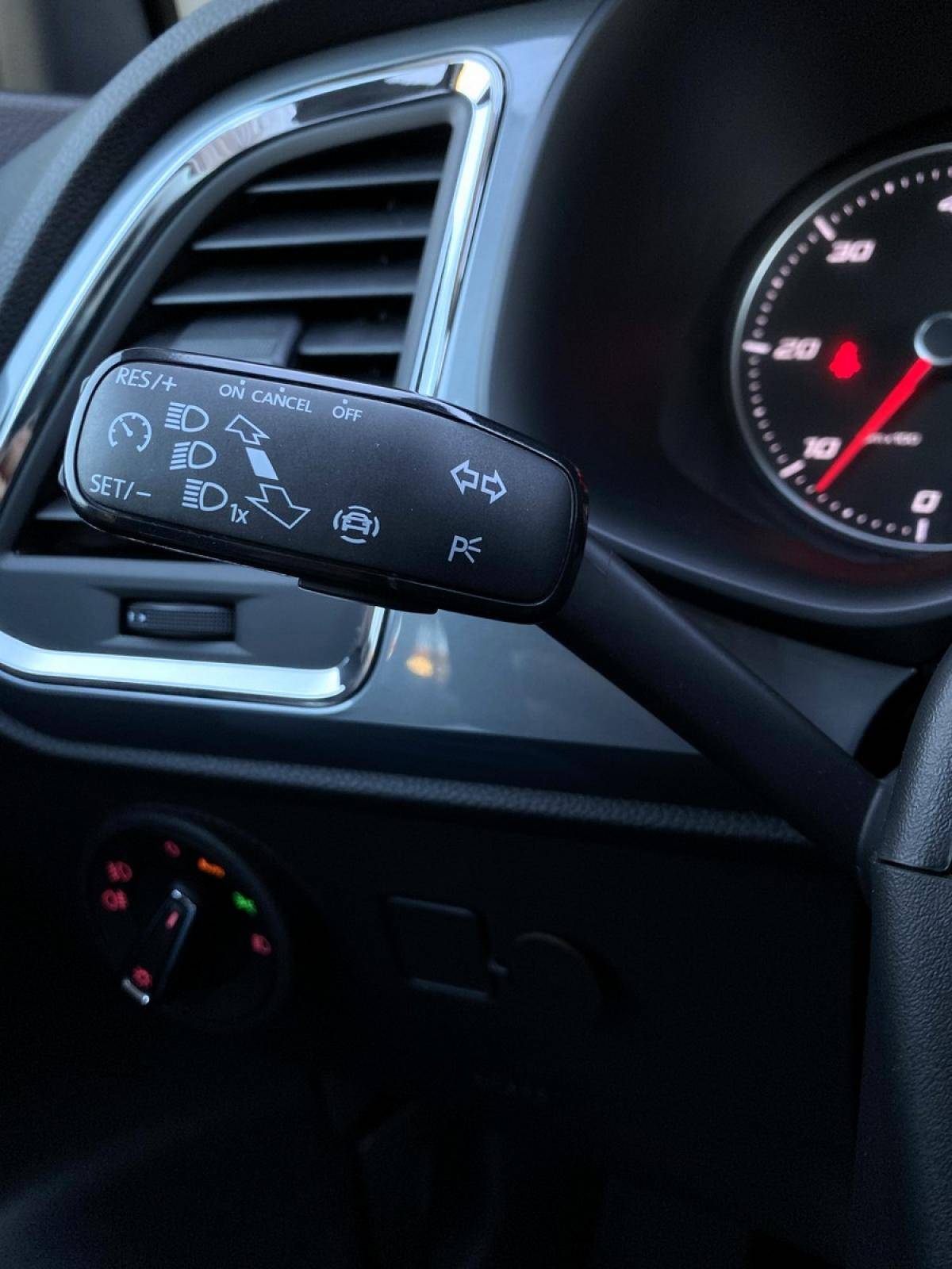 seat-ateca-2019-diesel-1598cc