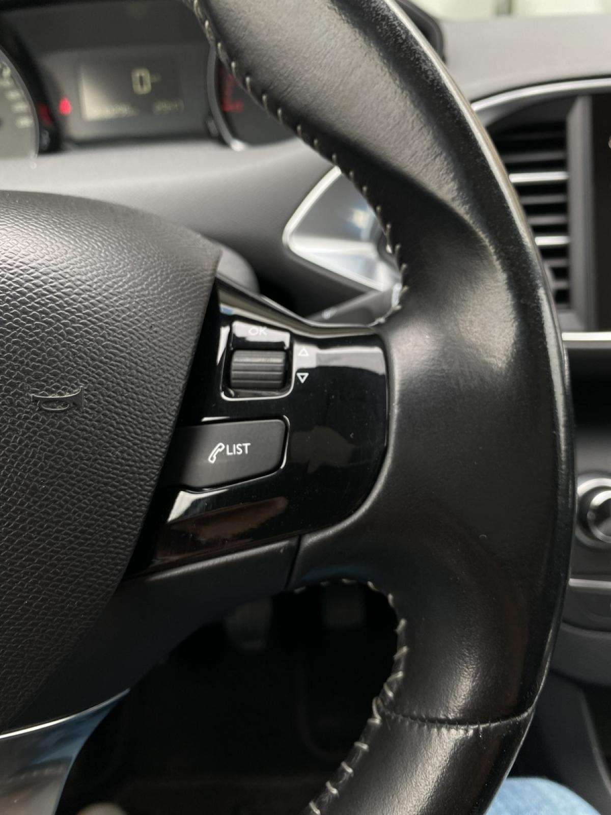 peugeot-308-sw-2015-diesel-1560cc