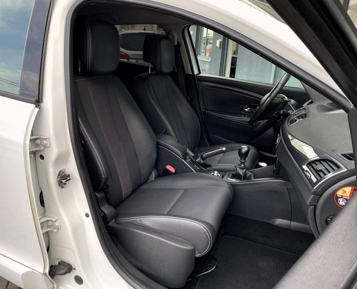 renault-megane-sport-tourer-2015-diesel-1461cc