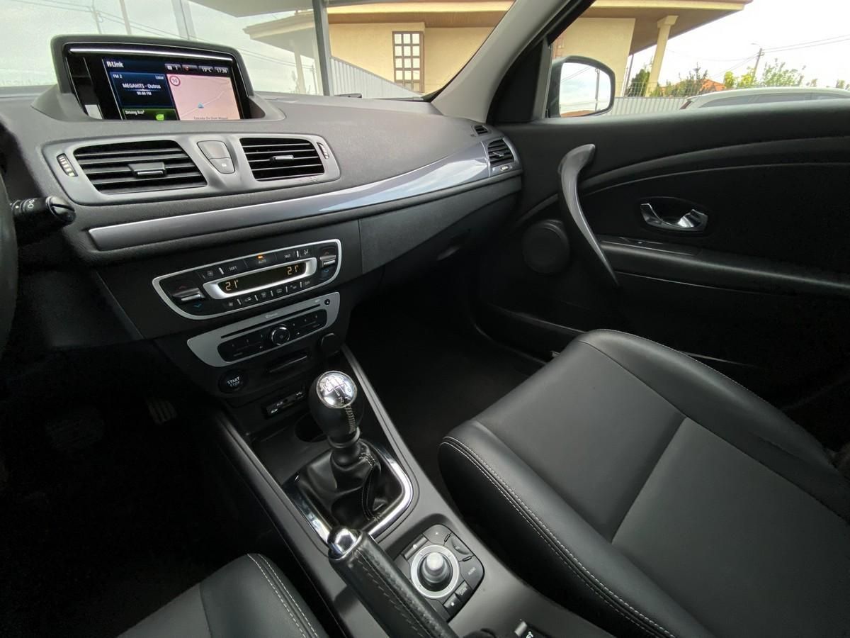 renault-megane-sport-tourer-2015-diesel-1461cc
