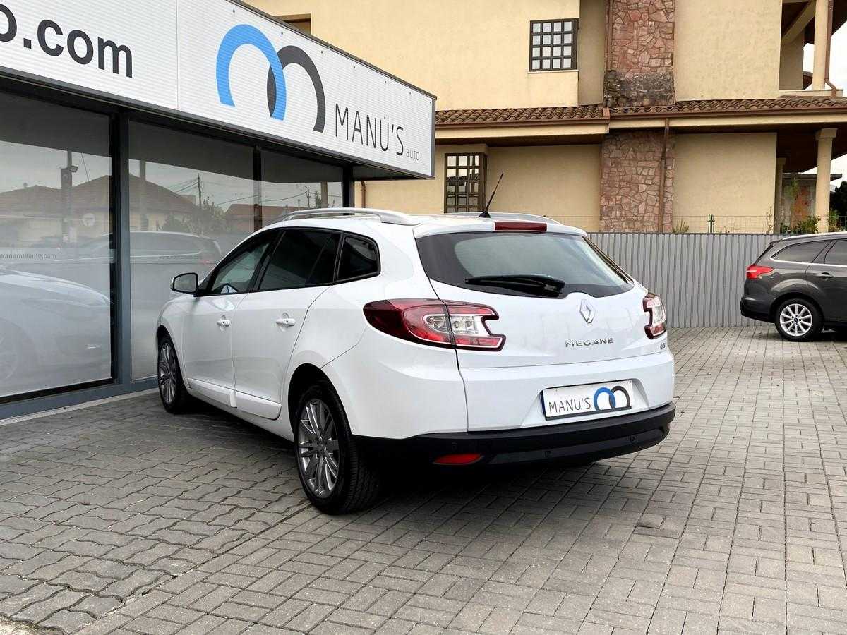renault-megane-sport-tourer-2015-diesel-1461cc