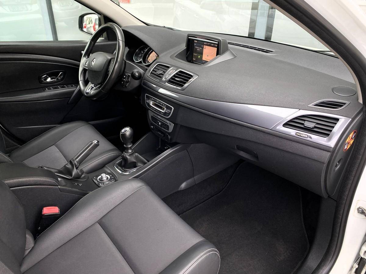 renault-megane-sport-tourer-2015-diesel-1461cc