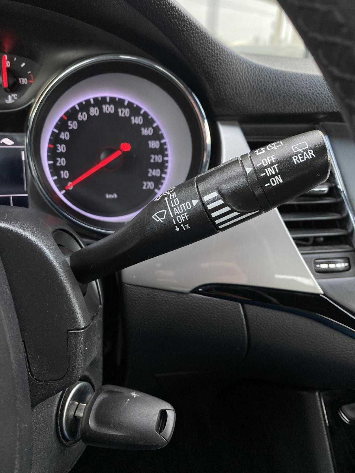 opel-astra-sport-tourer-2020-diesel-1496cc