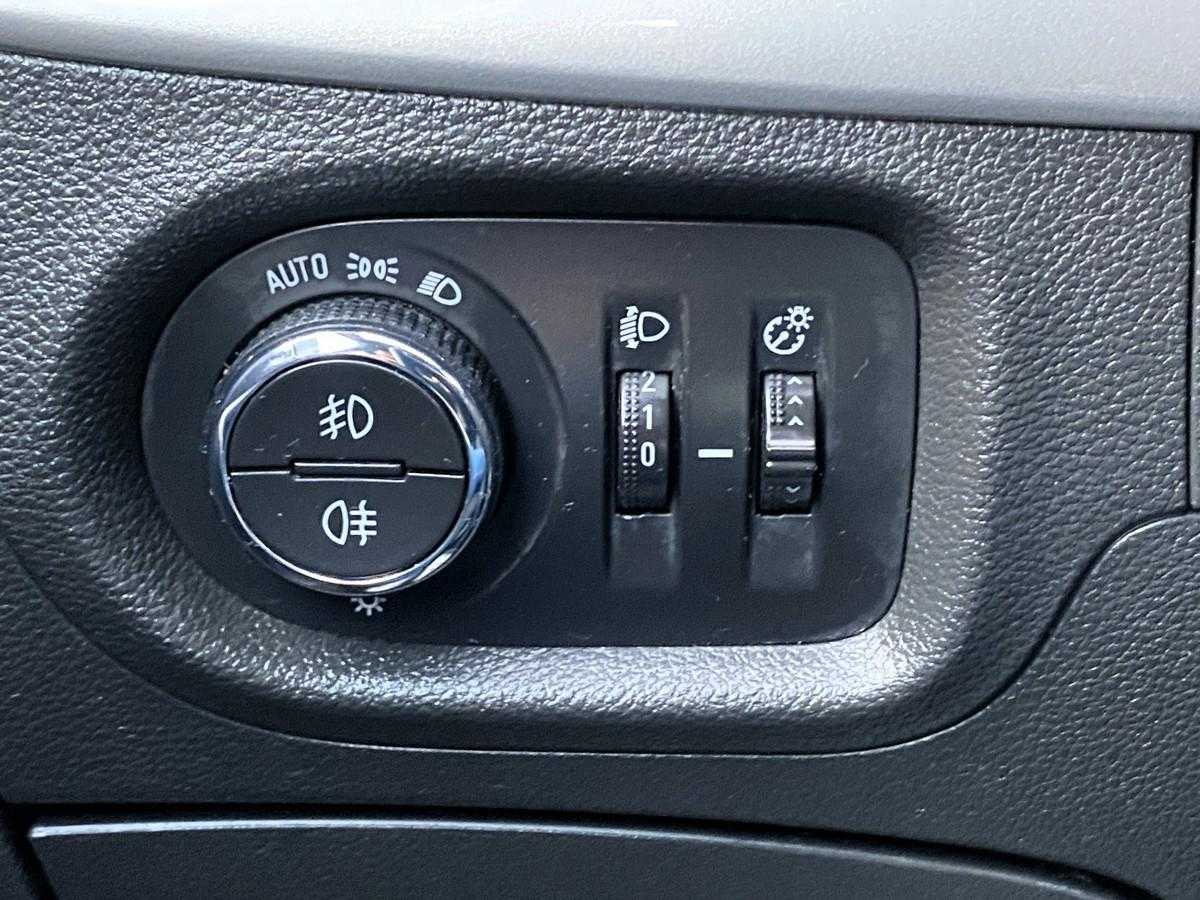 opel-astra-sport-tourer-2020-diesel-1496cc