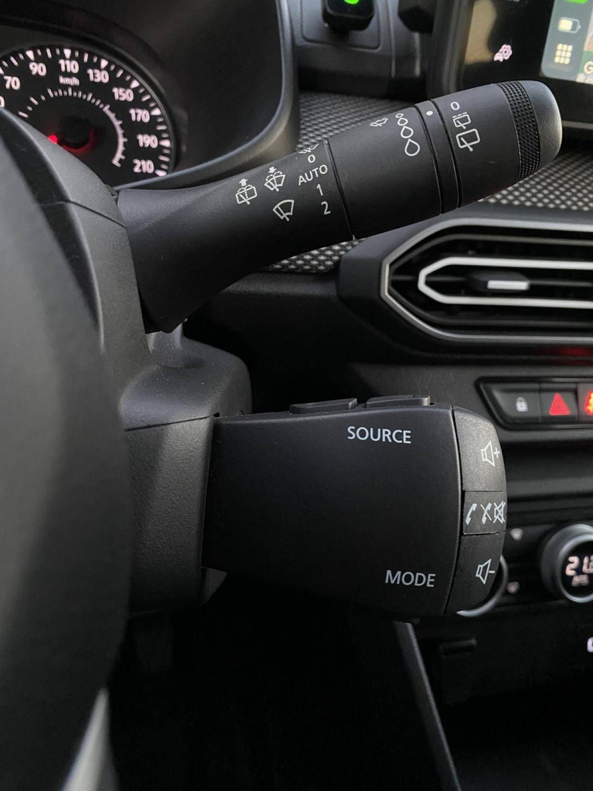 dacia-jogger-2023-gpl-999cc
