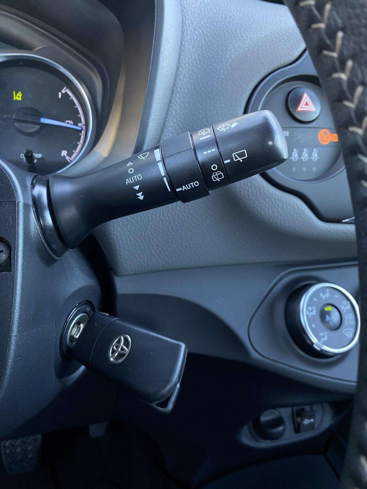 toyota-yaris-2020-gasolina-998cc